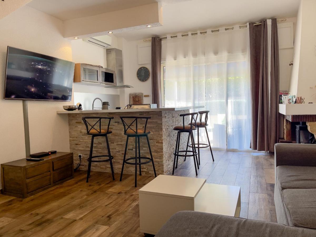 Apartement Maenat Borgo  Extérieur photo